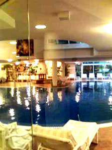 swimmingpool