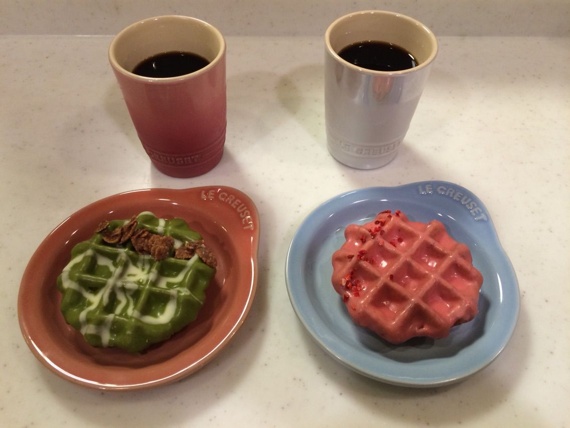 プレートオンデイュシュでワッフル ルクルーゼでお料理とお買い物日記