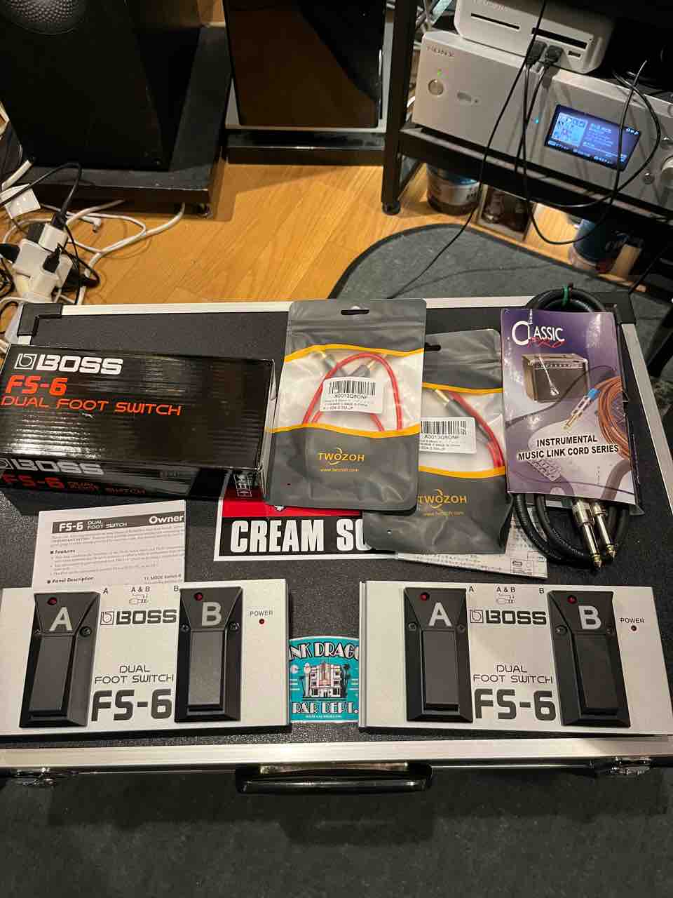 フットスイッチFS-6を購入してみた♬ : 子守唄はHeavy Metal♫
