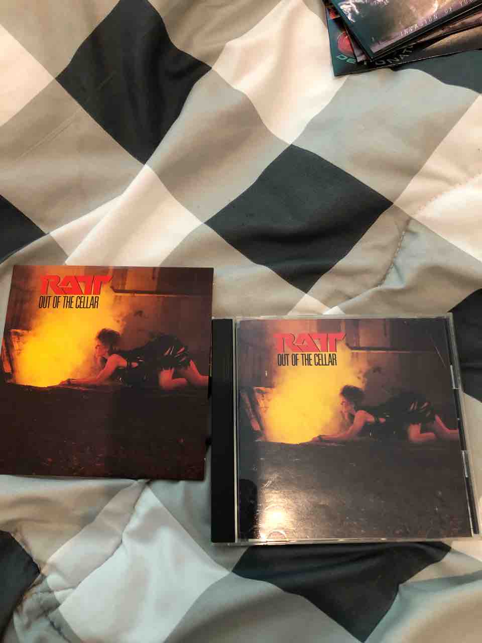 M*o様 ラット RATT デビュー盤 40周年記念盤 おまけ付き M109