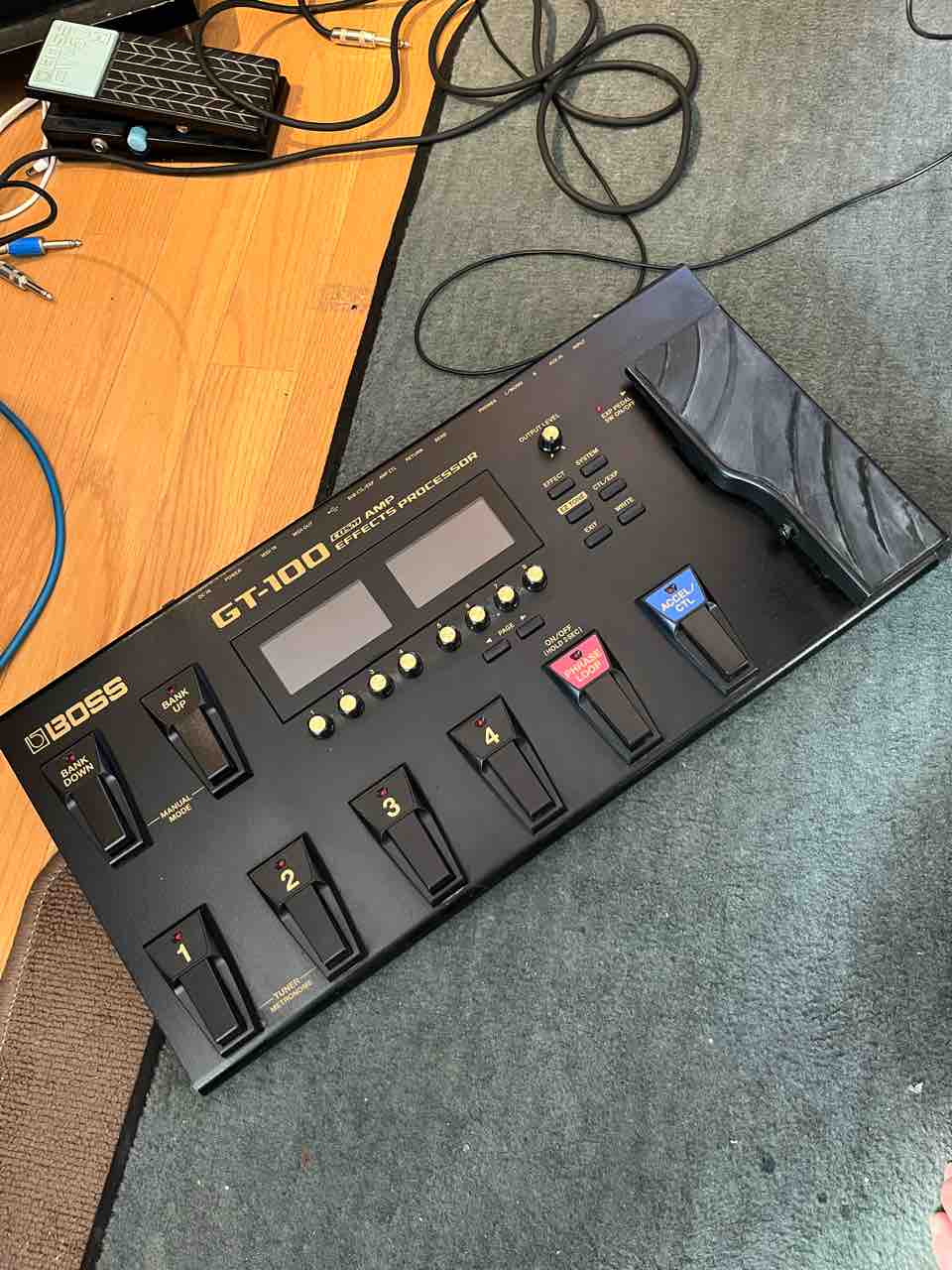 BOSS GX-100を購入したぜ♫ : 子守唄はHeavy Metal♫ BOSS GX-100を購入したぜ♫ : 子守唄はHeavy Metal♫