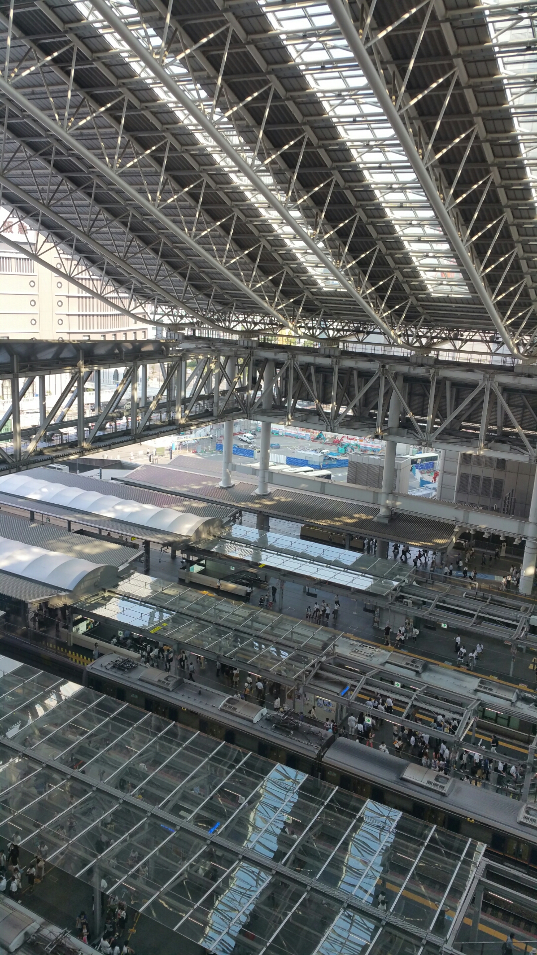 猛暑の大阪梅田 気温35 ともこ ともこ ともこ 猛暑の大阪梅田 気温35 ともこ ともこ ともこ