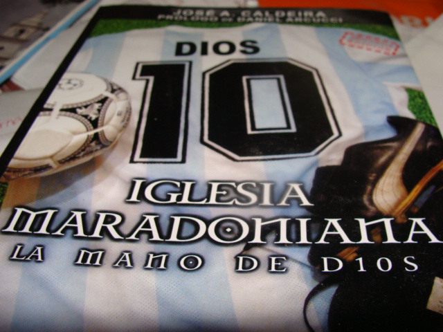 マラドーナ誕生日おめでとう Feliz Cumple Diego Maradona 主観的アルゼンチン ブエノスアイレス事情