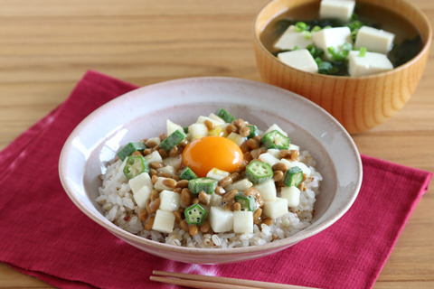 s_ネバネバ納豆丼 (2)