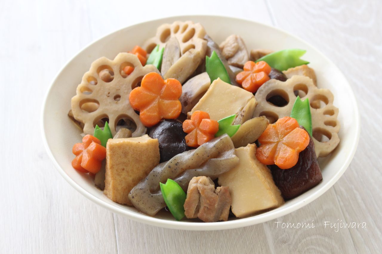 お食い初め 煮物 筑前煮レシピ 保育園で働いていた管理栄養士藤原朋未がお届けする ママ楽ごはん