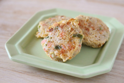 後期 鶏と野菜のハンバーグ (1)