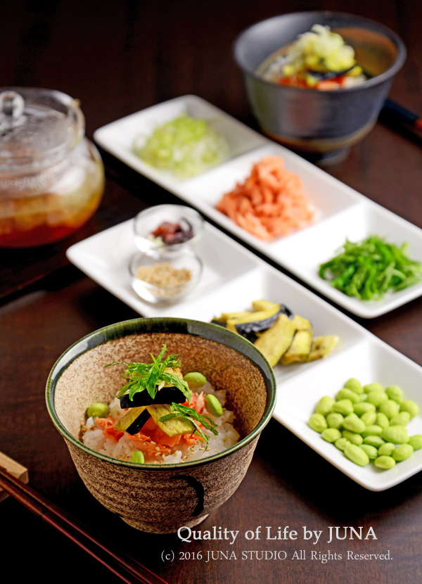 朝食に☆フリーズドライで簡単だし茶漬けのすすめ