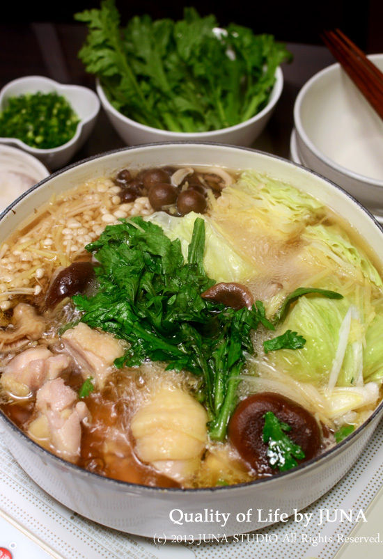 鶏肉ときのことキャベツの鍋