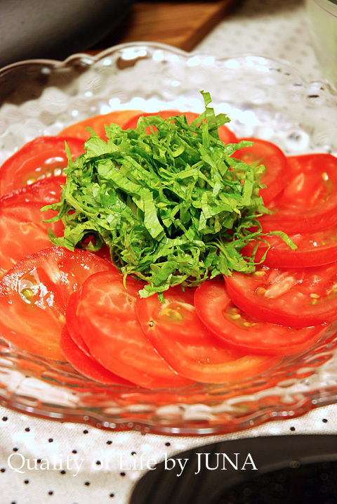 tomato061055.jpg