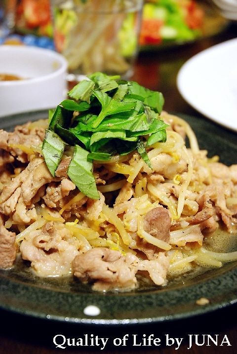 kara-buta-bazi.jpg