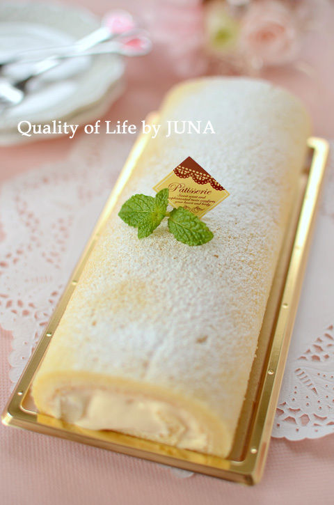 roll-cake-J-a.jpg