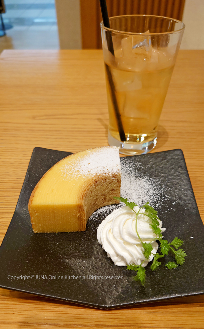 tiikawa092415