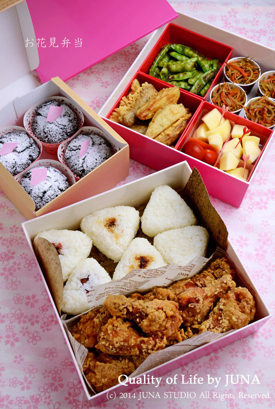 家族で楽しむお花見弁当