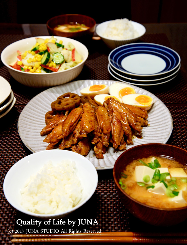 手羽中の照り煮　れんこん＆トロ卵添え