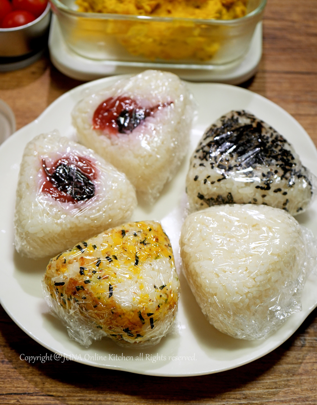 onigiri08243