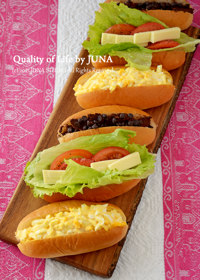 お昼にドッグサンド/娘とプロレス/そして餃子