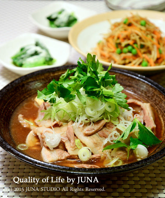 豚バラと焼き豆腐の煮込み