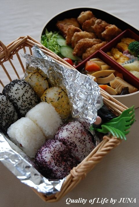 お弁当もって、ピクニッ・・・グ～～～（えどはるみ風）