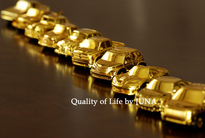 goldcar1.jpg