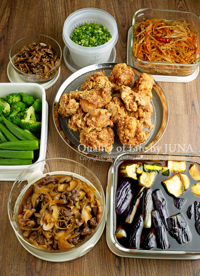 そろそろお菓子製造に入るので作りおきを用意／お茶の特訓もしています