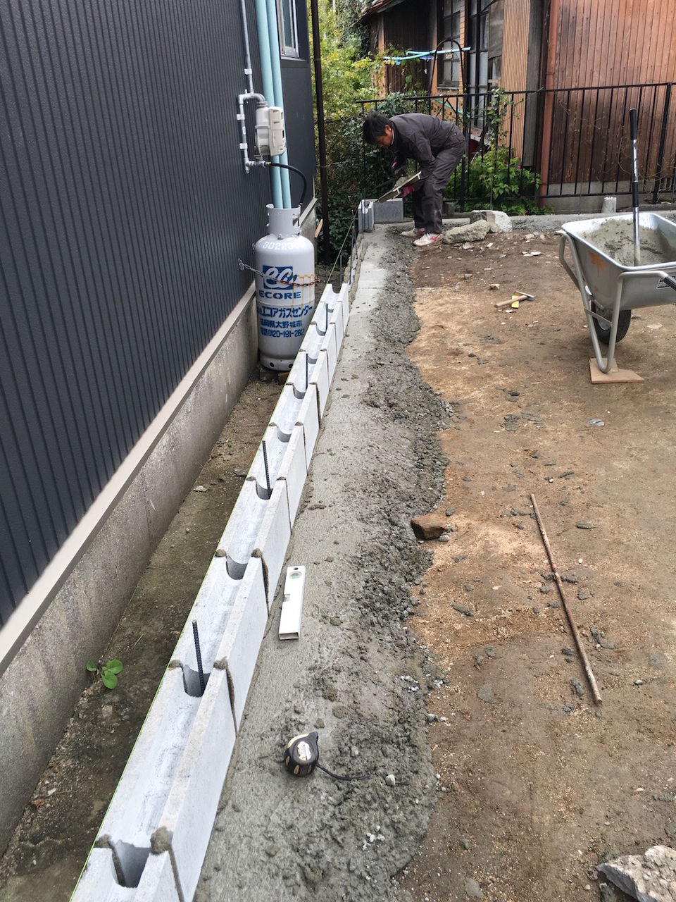 I様アパート新築工事 準備工事 境界ブロック 盛土 福岡県大川市の工務店 松建の現場紹介