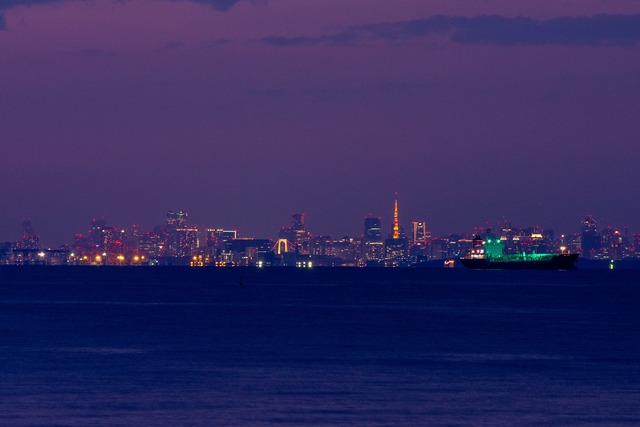 袖ヶ浦海浜公園の夕日 : 普段着のロードレーサー 山にも登る