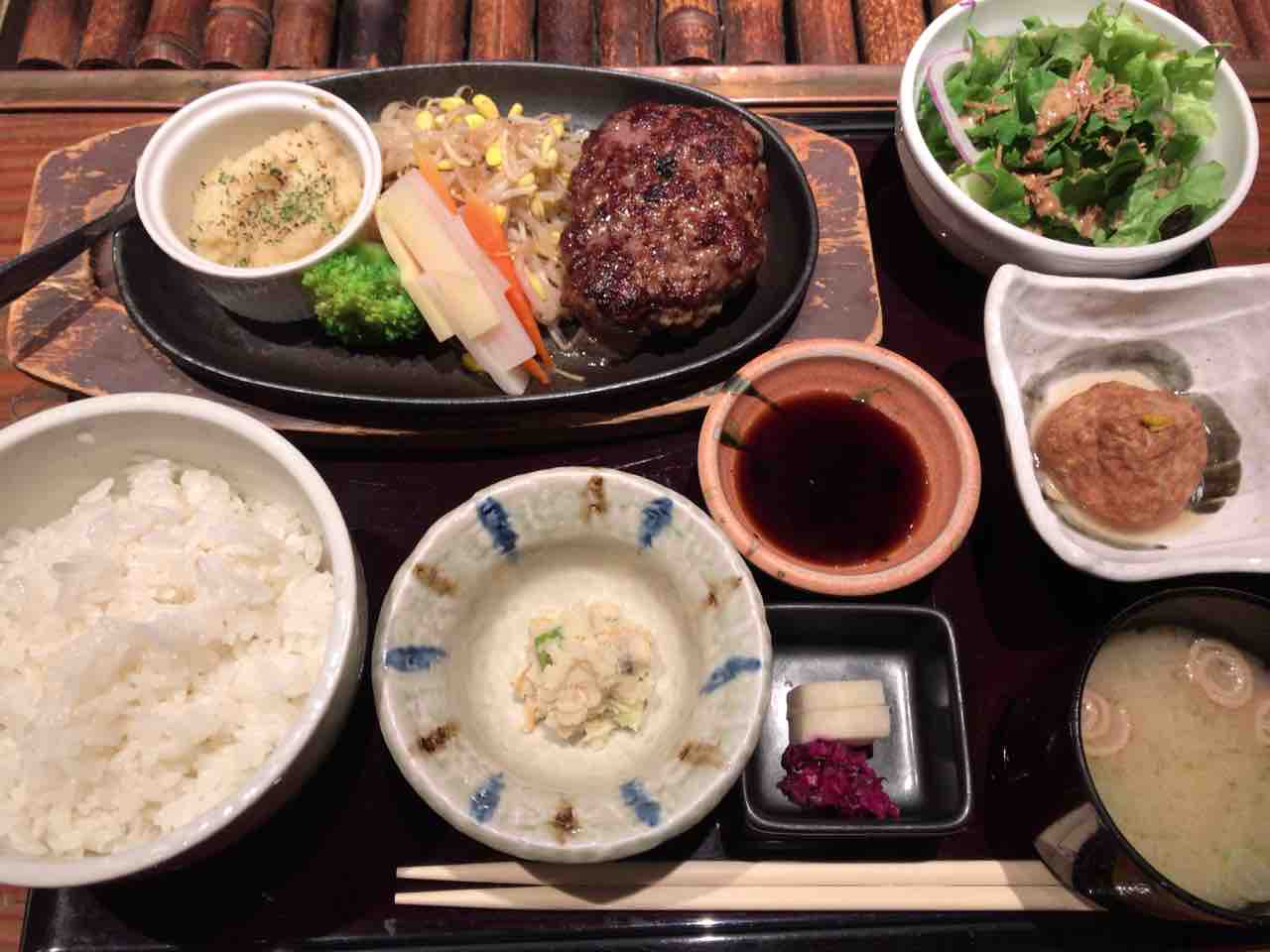 六本木 御曹司きよやす邸 ランチ 趣味の為に生きて行く 六本木 御曹司きよやす邸 ランチ 趣味の為に生きて行く
