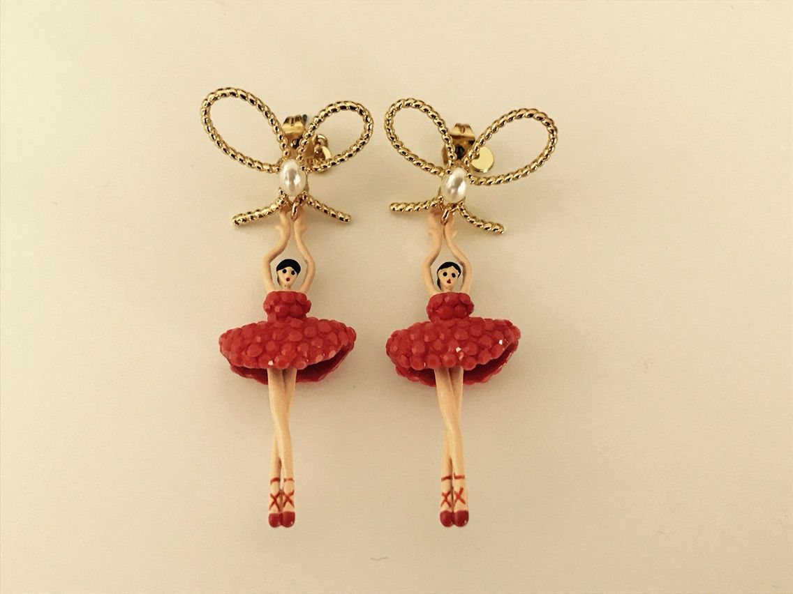 レネレイド」のバレリーナピアス : 趣味の為に生きて行く。