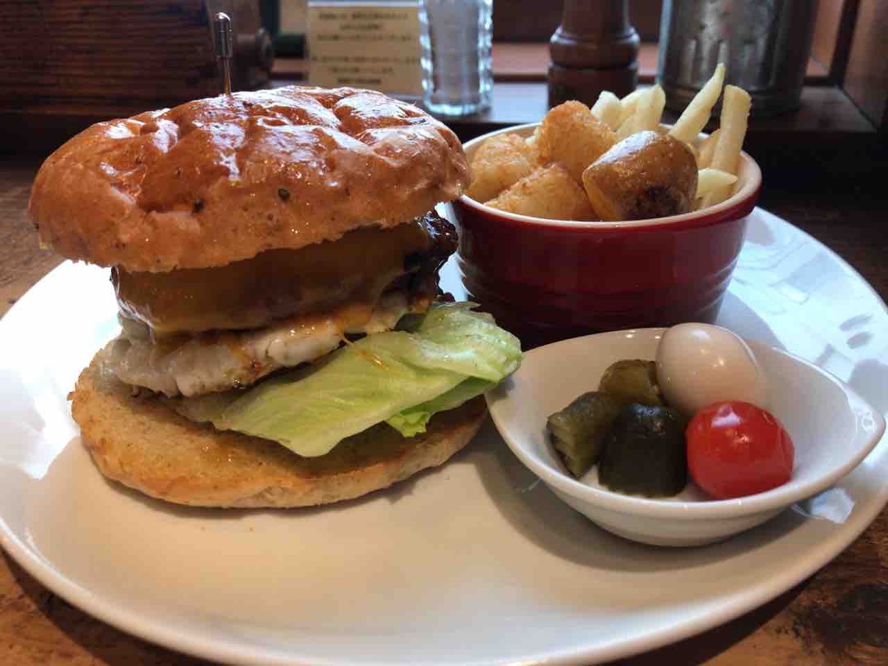 池袋 East Village 趣味の為に生きて行く 池袋 East Village 趣味の為に生きて行く
