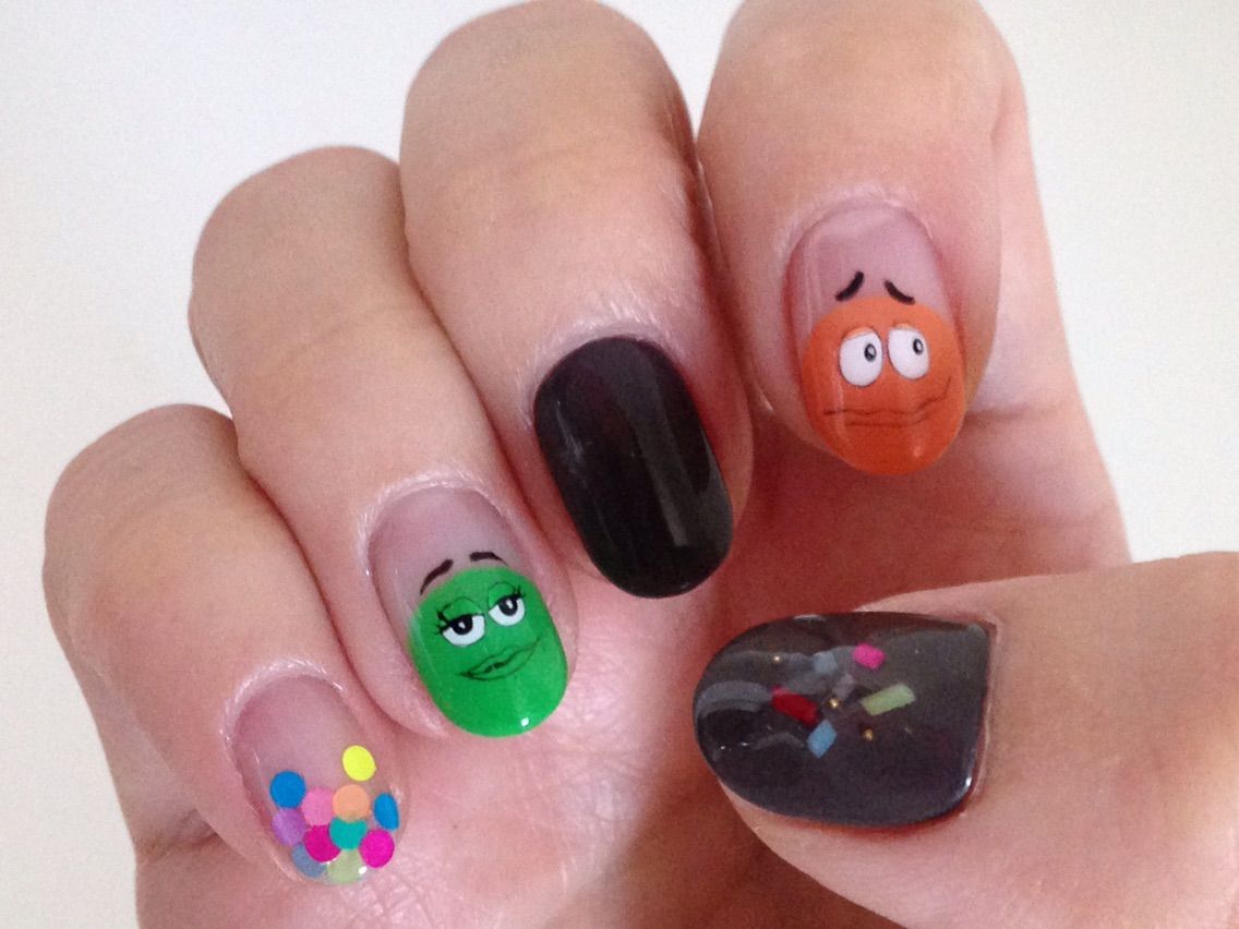 17年2月のネイル 趣味の為に生きて行く