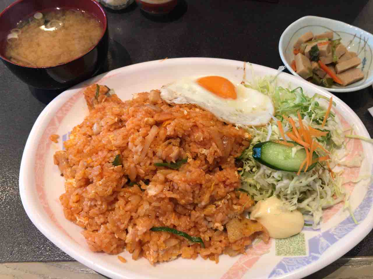 麻布十番 喫茶レストラン 縄 ランチ 趣味の為に生きて行く