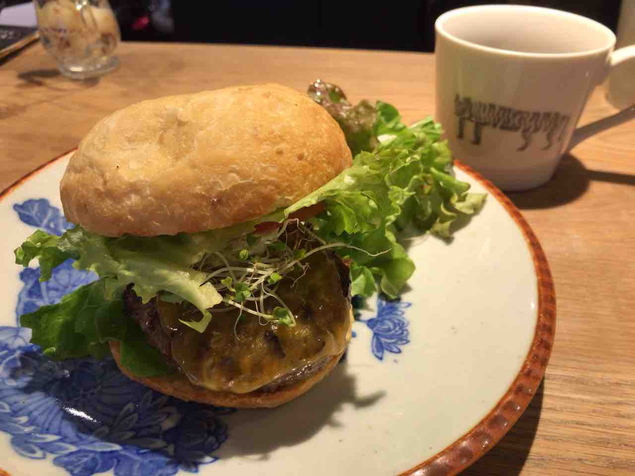 ハンバーガー 趣味の為に生きて行く ハンバーガー 趣味の為に生きて行く