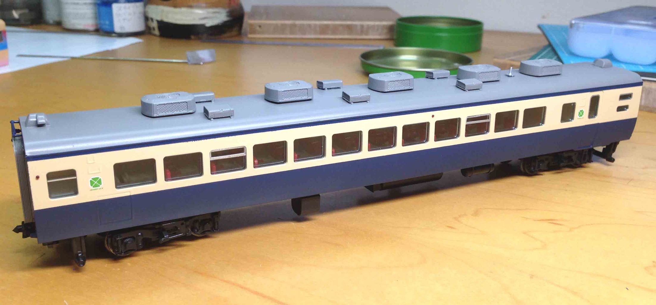 精密加工オリジナル特製品 サロ110-305(183系改造) KATO・GM 113系グリーン車の改造・加工状況 | 緩行線