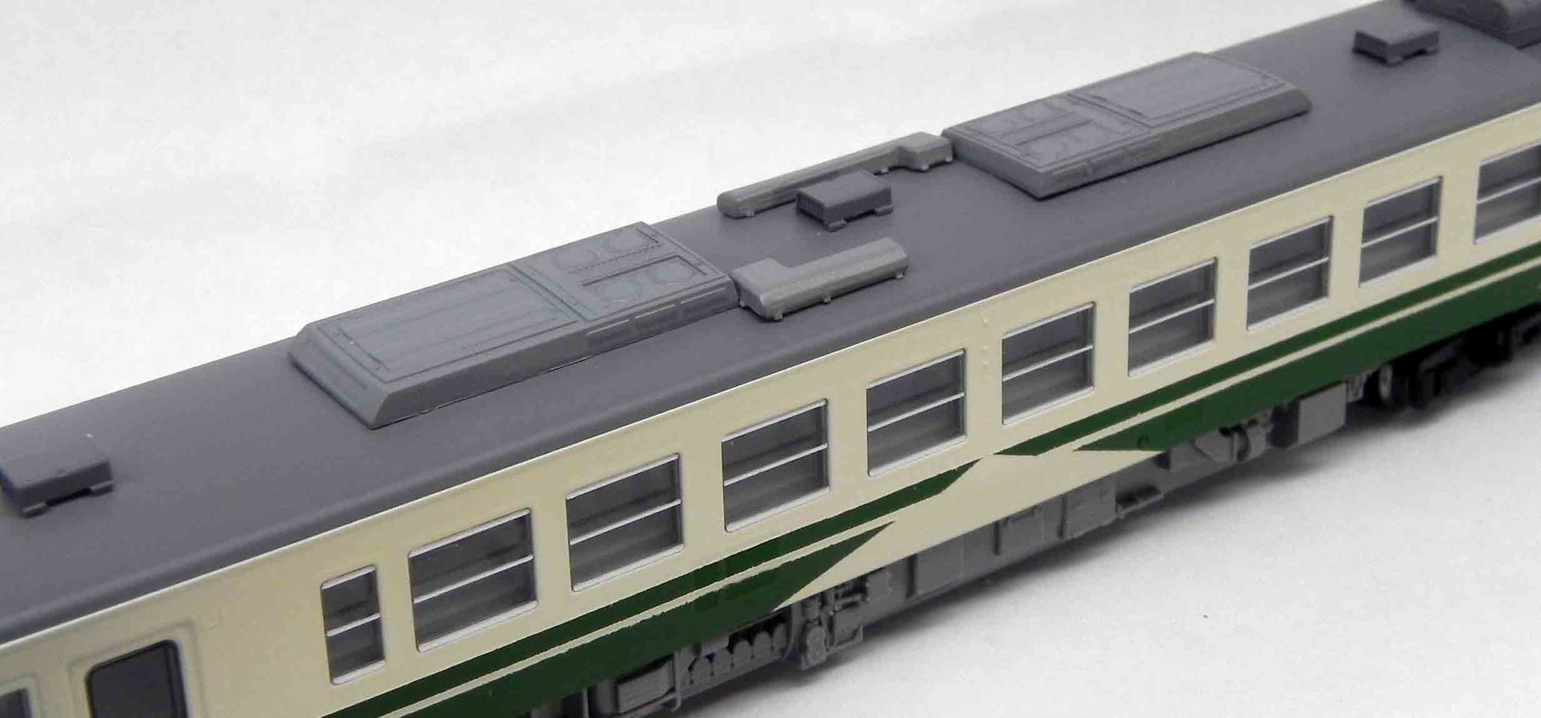 TOMIX キハ48.40系 男鹿色 TOMIX キハ40系 男鹿色を検証 : 瀬戸川模型工房のブログ