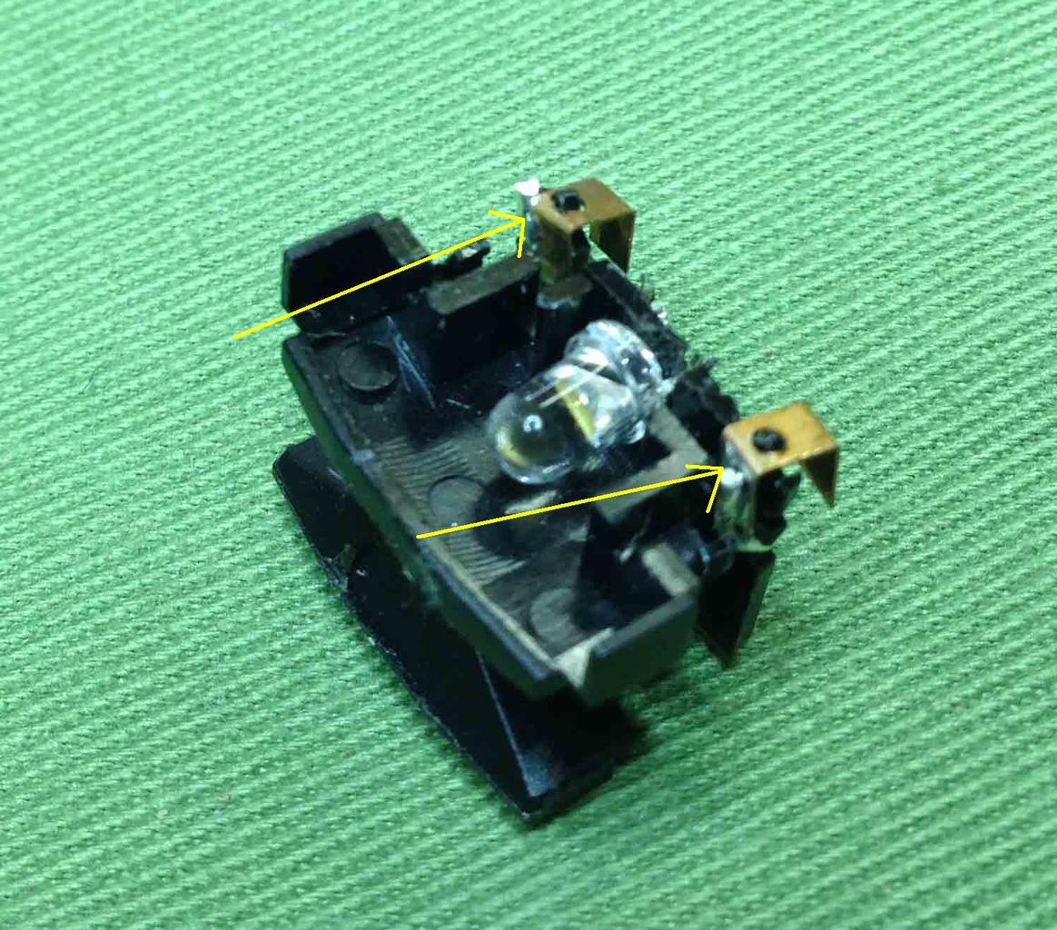 中古Nゲージ鉄道模型を再生する KATO製動力車 キハ40 室内灯を