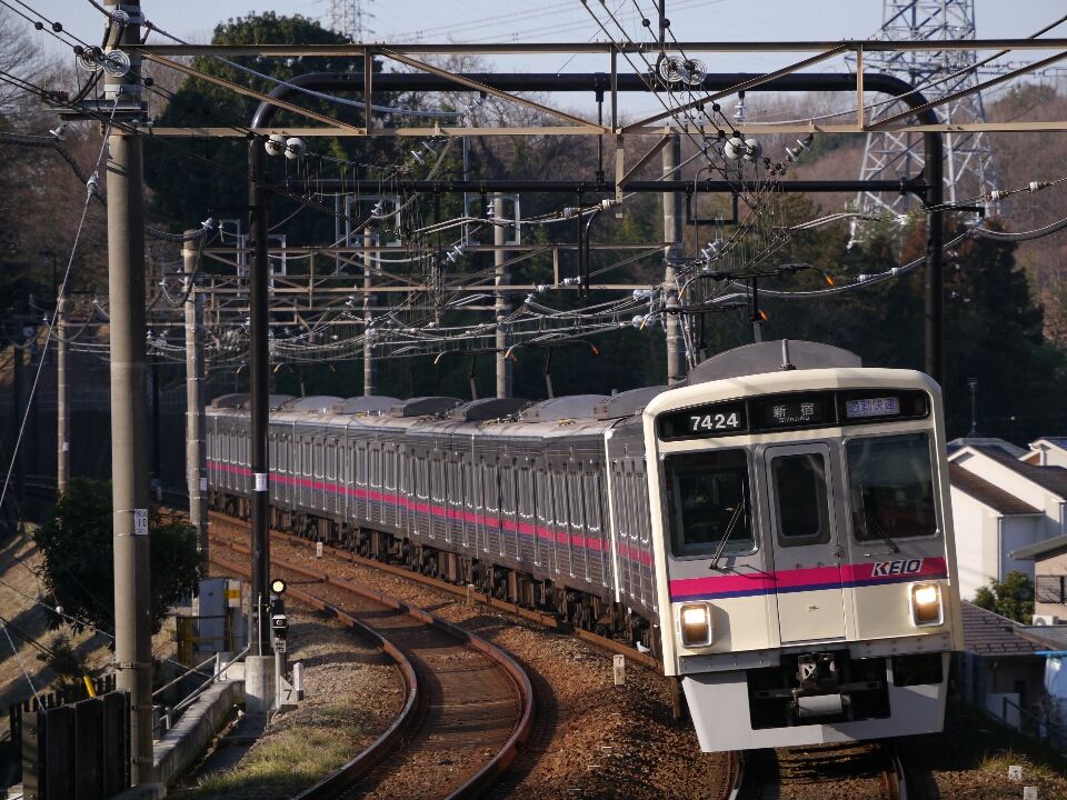 京王相模原線の稲城駅で通勤快速等を撮影 Railcafeで独り言 京王相模原線の稲城駅で通勤快速等を撮影 Railcafeで独り言