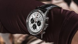 29_navitimer-b01-chronograph-43_ref.-ab0138241g1p1_rgb-2