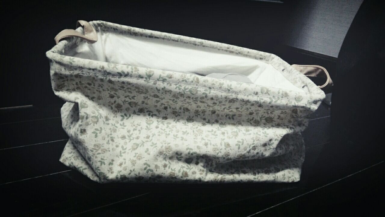 脱いだ服の一時置き トムの家 simple lifeを目指して 脱いだ服の一時置き トムの家 simple lifeを目指して