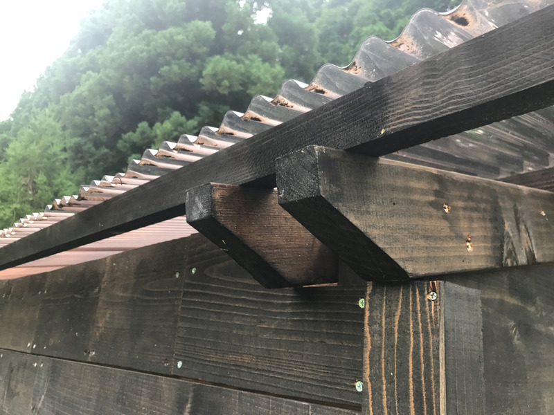 Diy 物置小屋に雨水タンク設置 その1 雨樋 続 のんびりな日々 Diy 物置小屋に雨水タンク設置 その1 雨樋 続 のんびりな日々