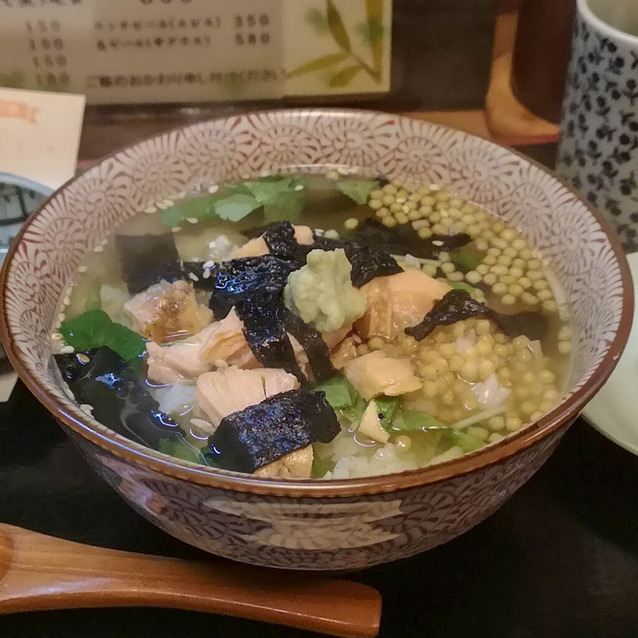 お茶漬け専門店 でいただくランチは 旨みが喉越しよく流れていきました 居食屋レインボー
