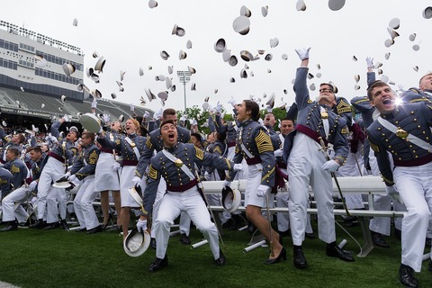 graduation-679944_1280