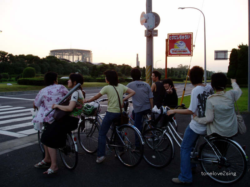 稲毛海岸でスイカ割って花火燃やさナイト T O N E 日記
