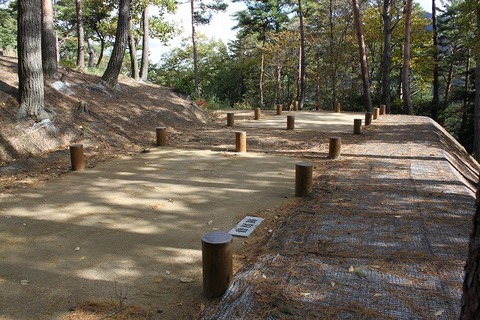 祈ゾーン 僧房跡 保存整備後の様子