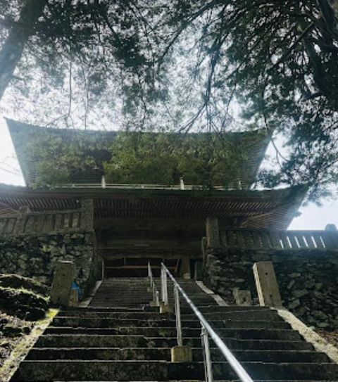 高越寺山門５