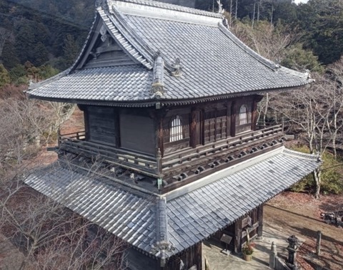 箸蔵寺山門８