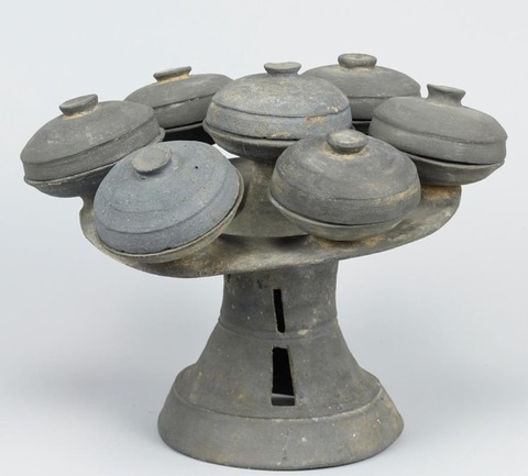 子持ち高杯岡山市 冠山古墳出土古墳時代・6世紀須恵器高27㎝ 幅36.5㎝