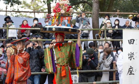奈良・春日若宮おん祭での田楽座
