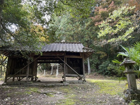 大川神社 随身門3