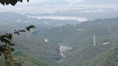 四国の ソラ の集落とお堂と峠 瀬戸の島から 四国の ソラ の集落とお堂と峠 瀬戸の島から
