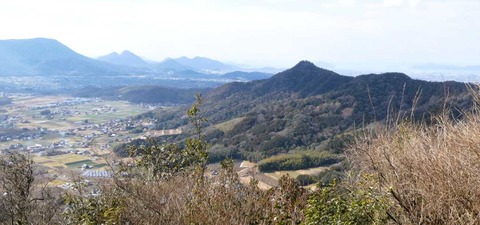 鷹丸山（たかまるやま）387.2ｍからの城山